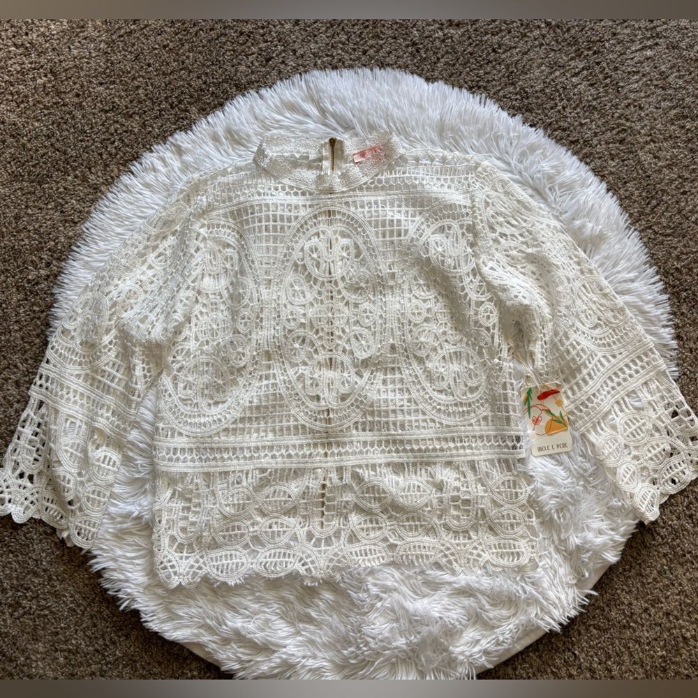 Mele & Pere Top New Lace Bell‎ Sleeves White Womens Size Medium